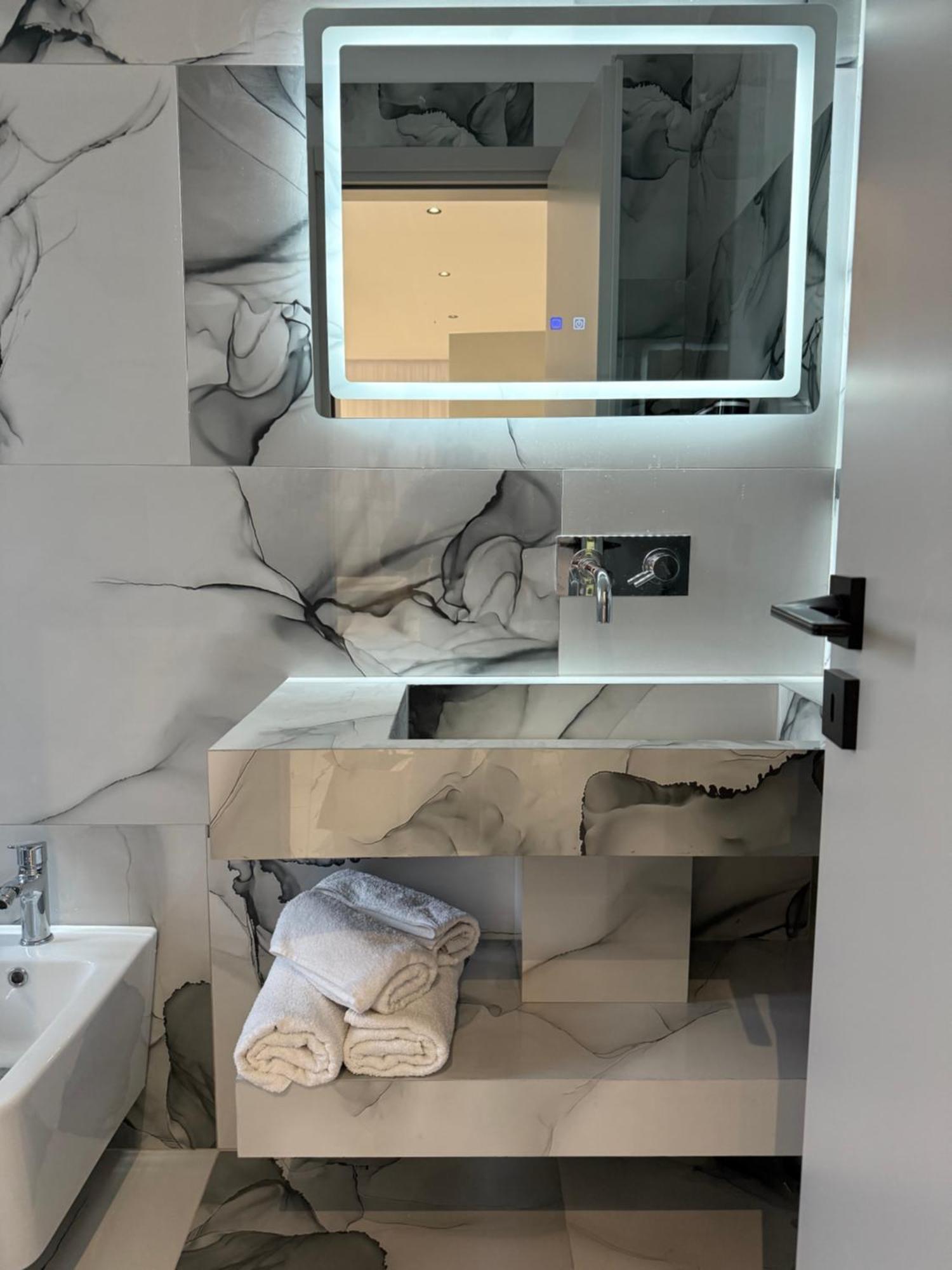 Maison Apartments Vlore Ngoại thất bức ảnh